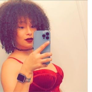 Meet your Posher, Brandy